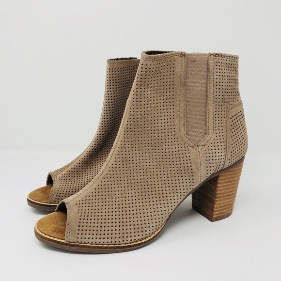 TOMS MAJORCA PERFORATED BOOTIES SZ9 - Picture 3 of 8